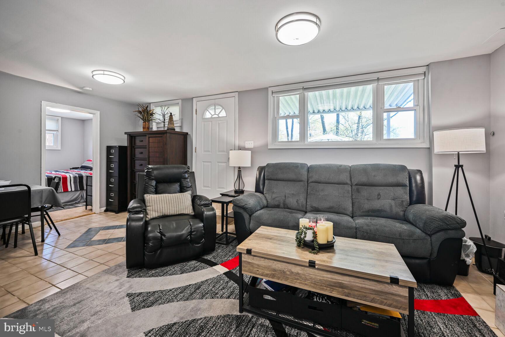 WOODLANE - Residential