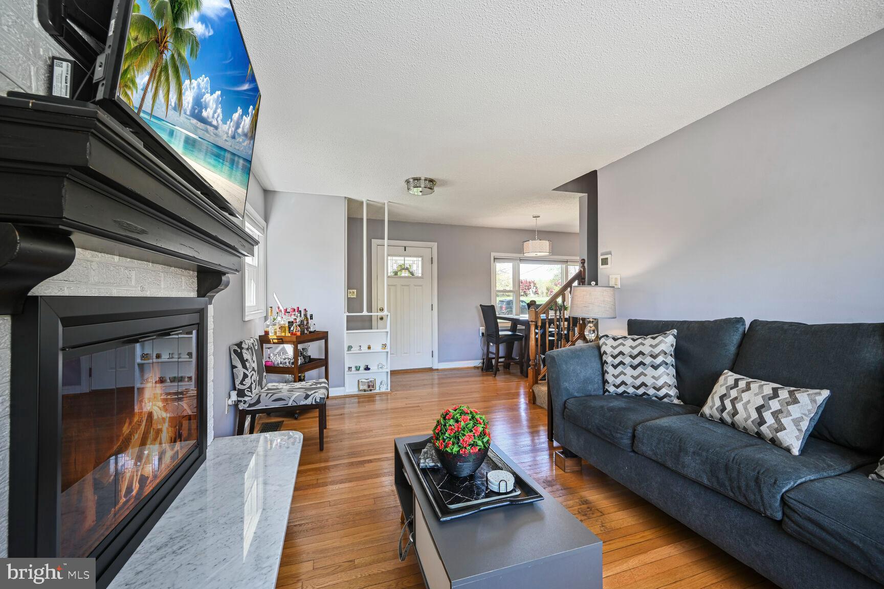 WOODLANE - Residential