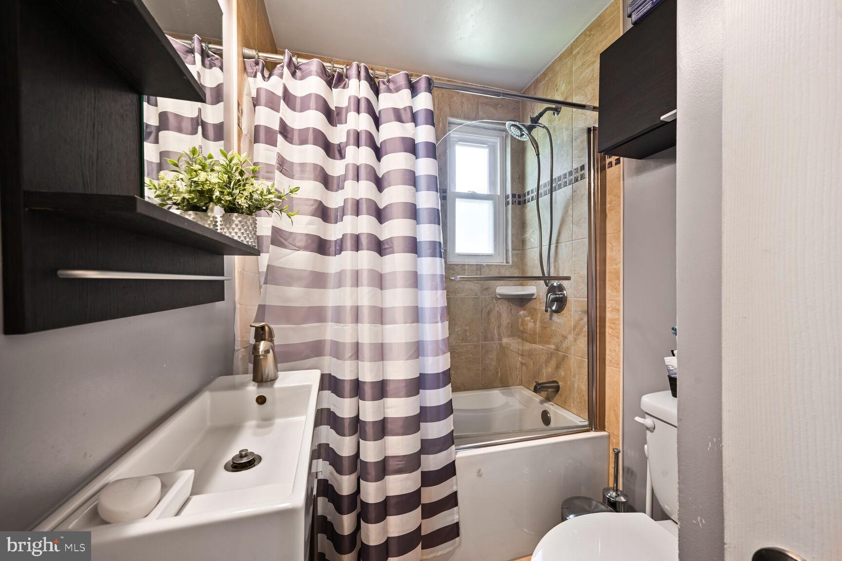 WOODLANE - Residential