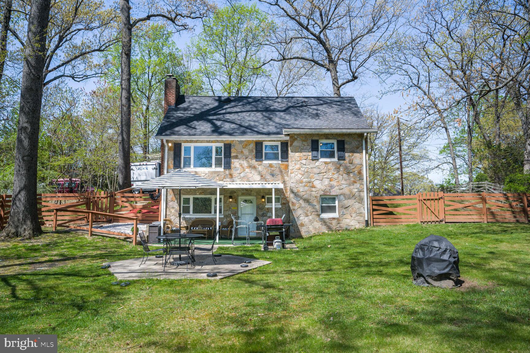 WOODLANE - Residential