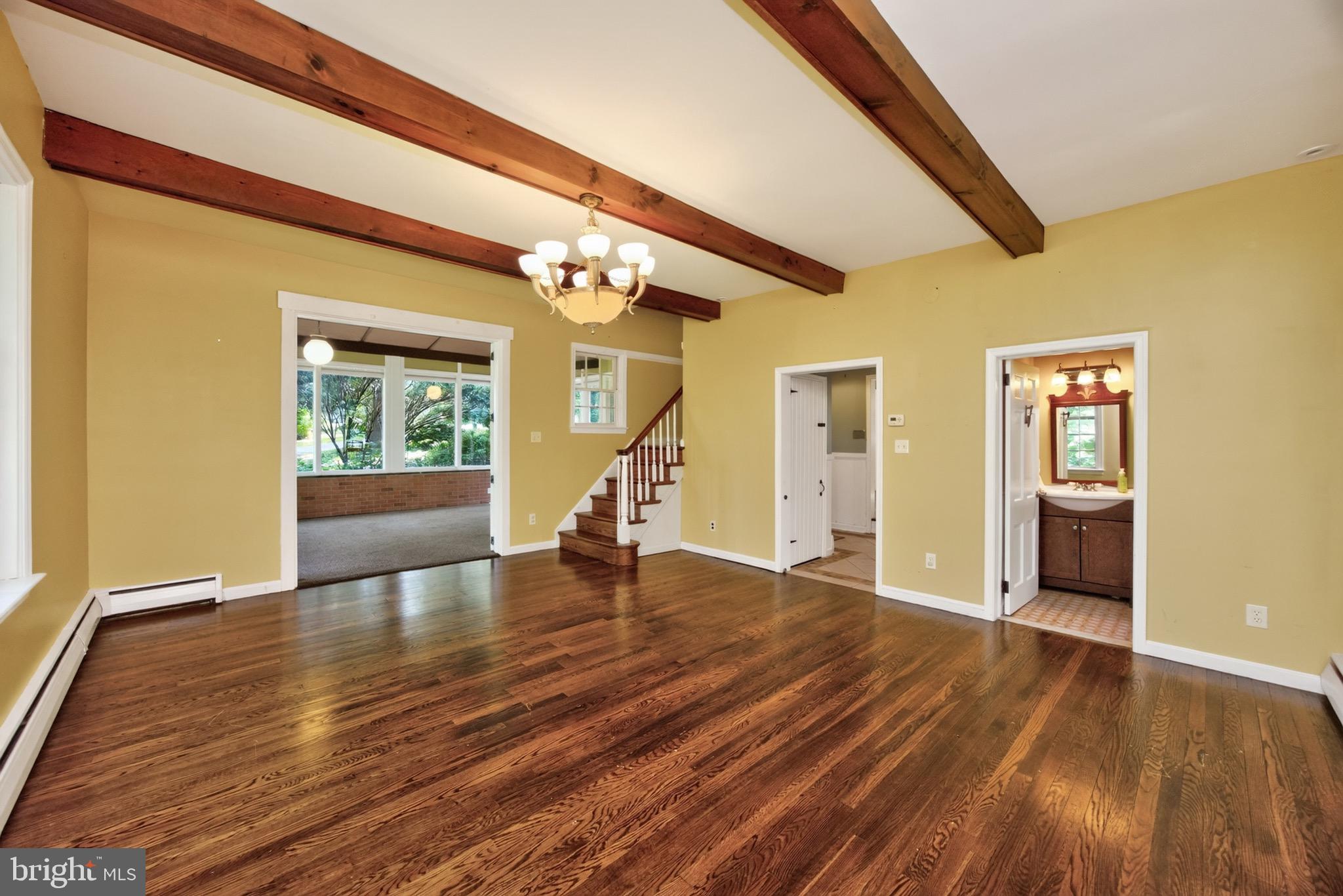 1424 HIGHLAND AVENUE