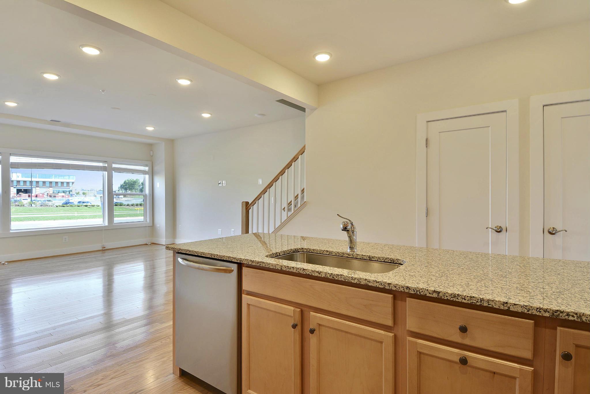 ONE LOUDOUN - Residential Lease
