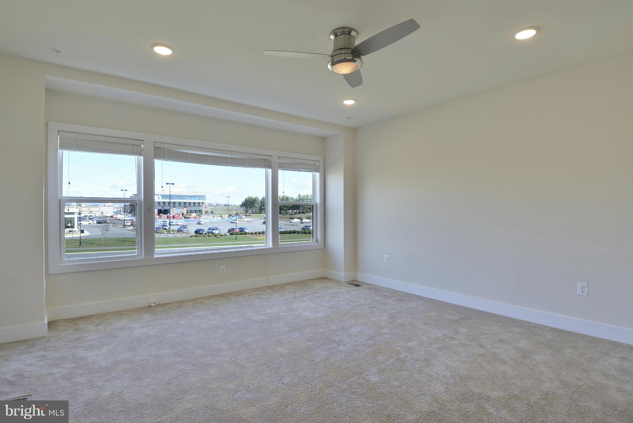 ONE LOUDOUN - Residential Lease