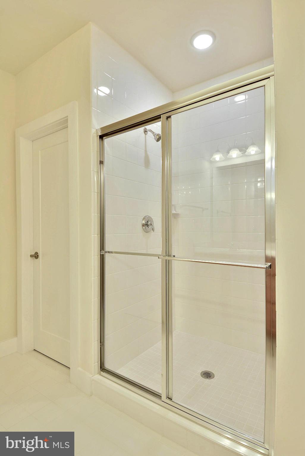 ONE LOUDOUN - Residential Lease