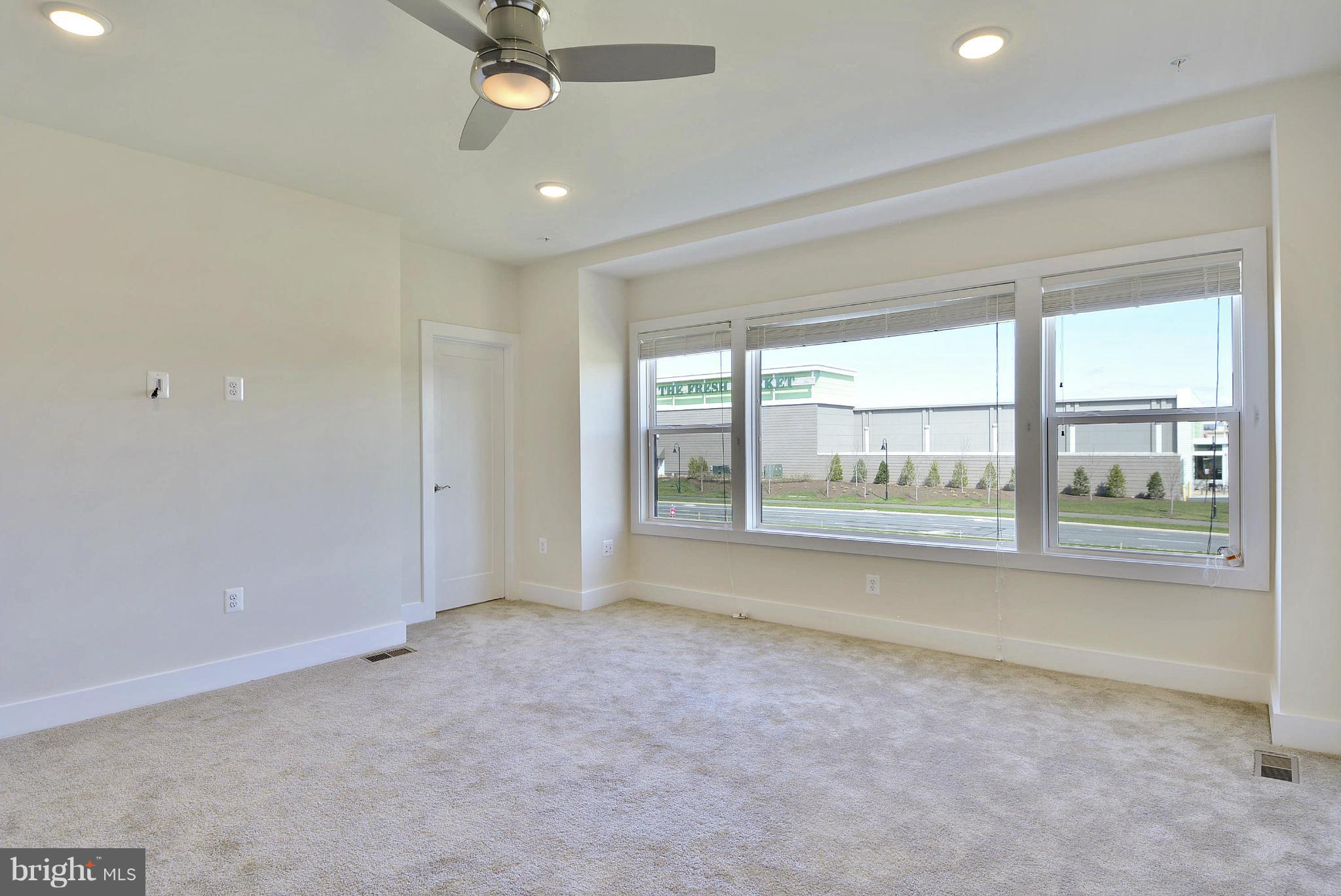 ONE LOUDOUN - Residential Lease