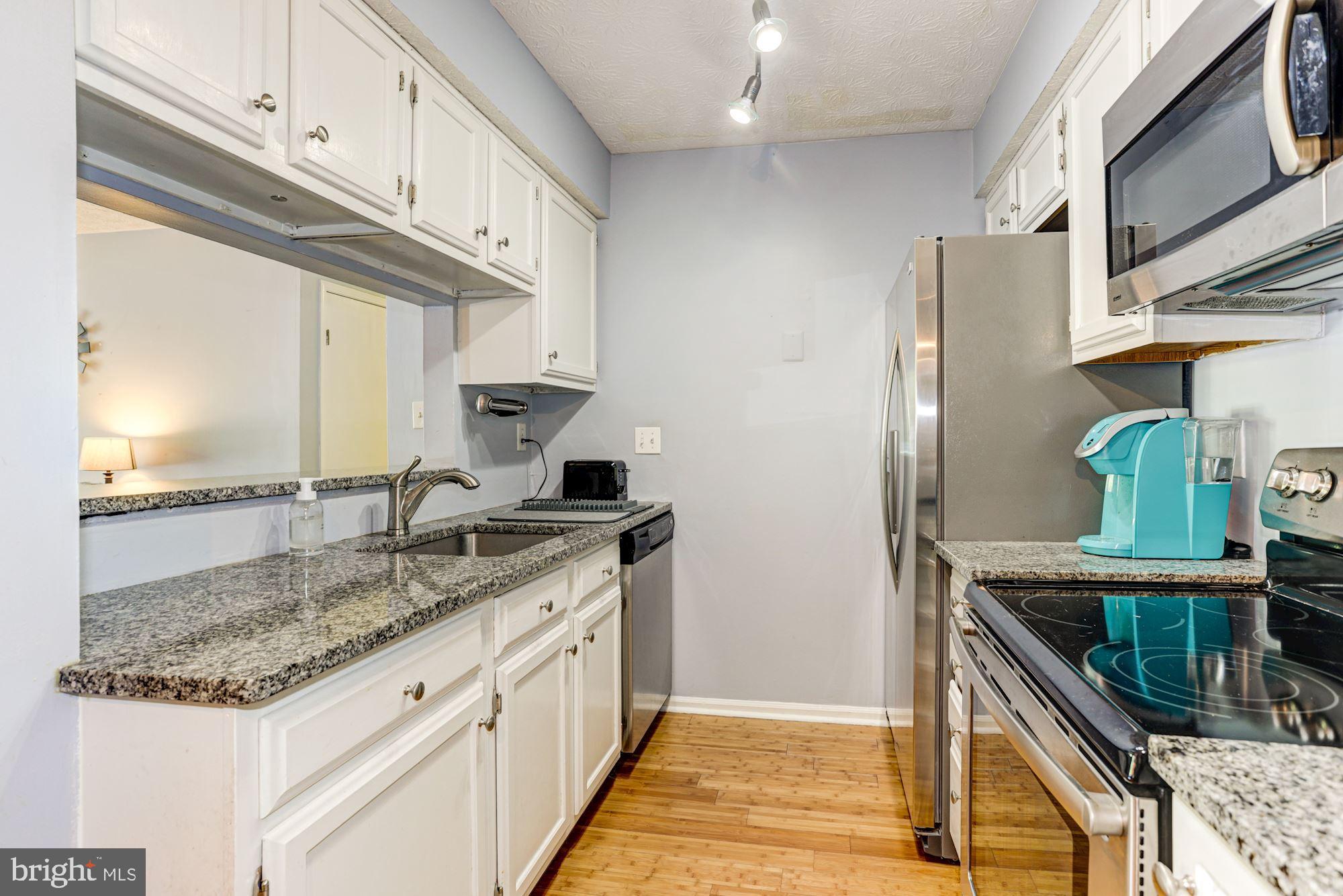 VILLAGE OF HICKORY RIDGE - Residential