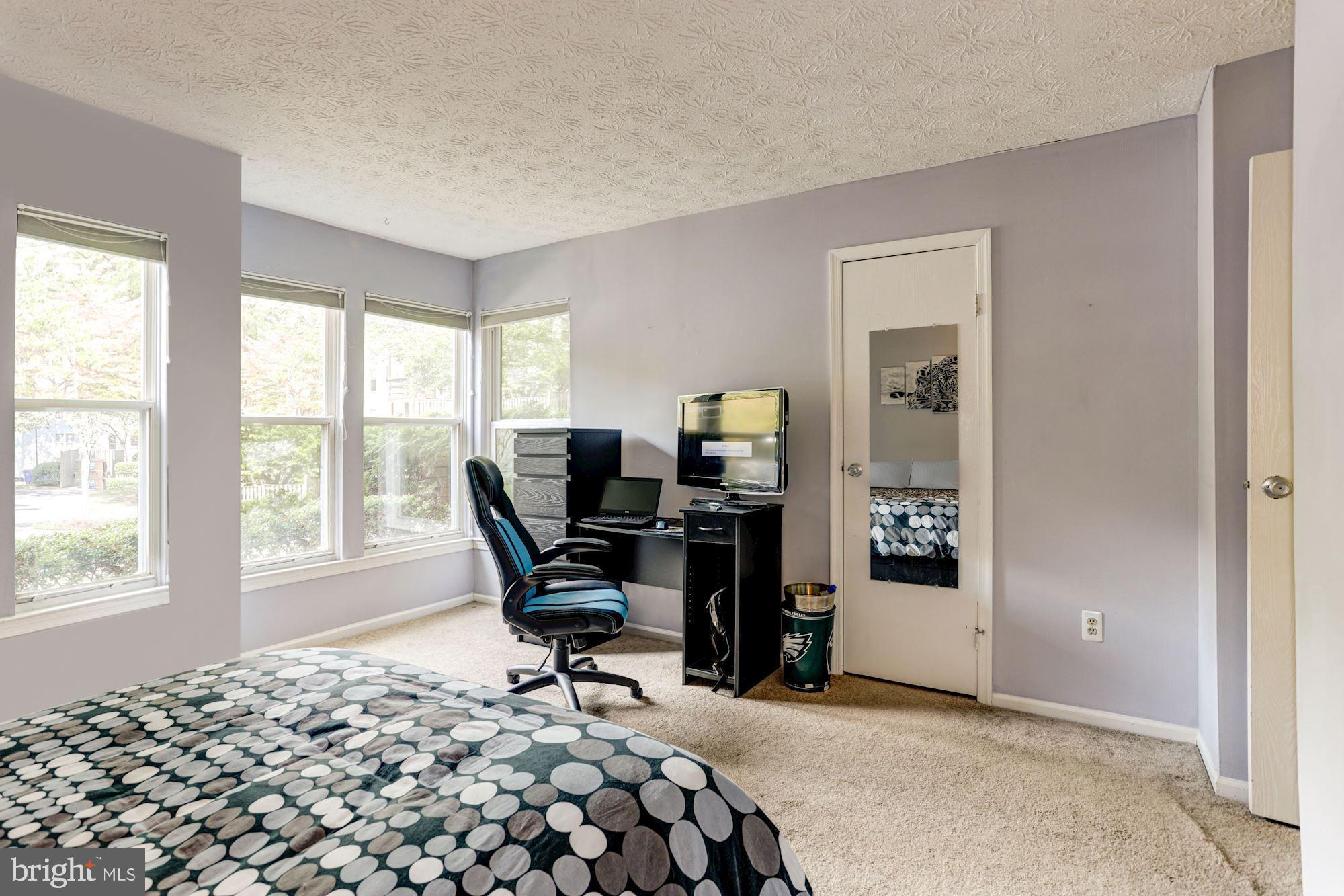 VILLAGE OF HICKORY RIDGE - Residential