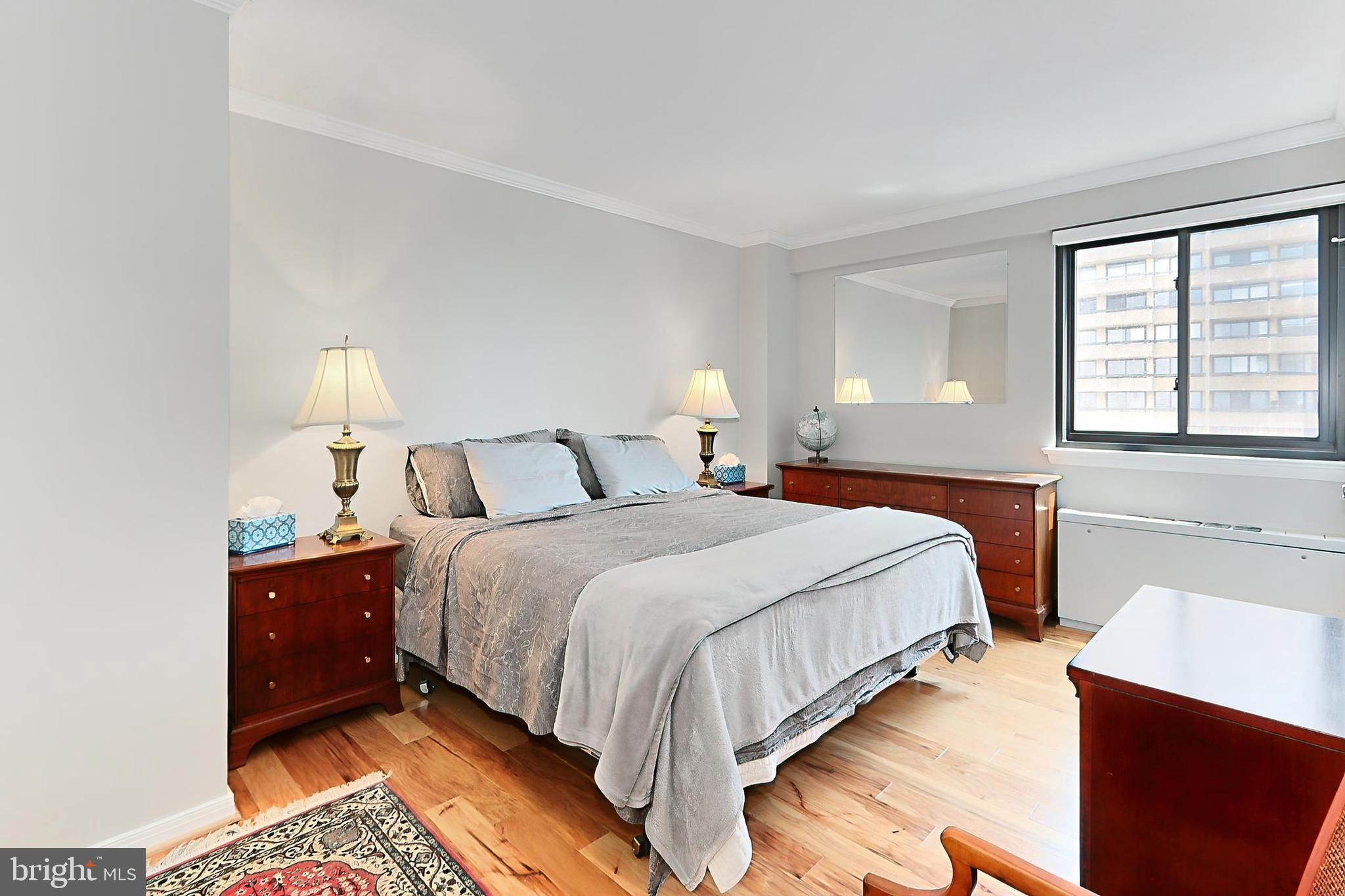 PORT ROYAL CONDOMINIUM - Residential