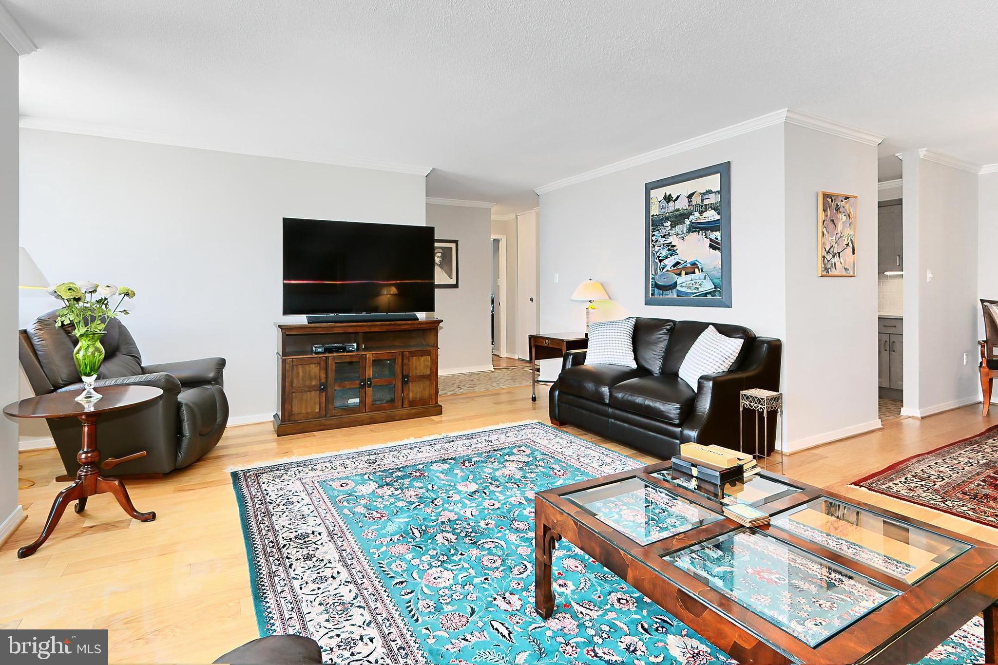 PORT ROYAL CONDOMINIUM - Residential