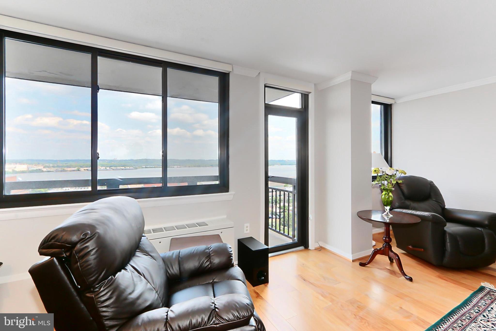 PORT ROYAL CONDOMINIUM - Residential