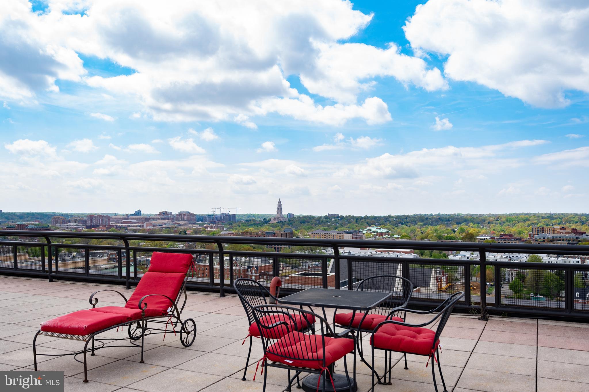 PORT ROYAL CONDOMINIUM - Residential