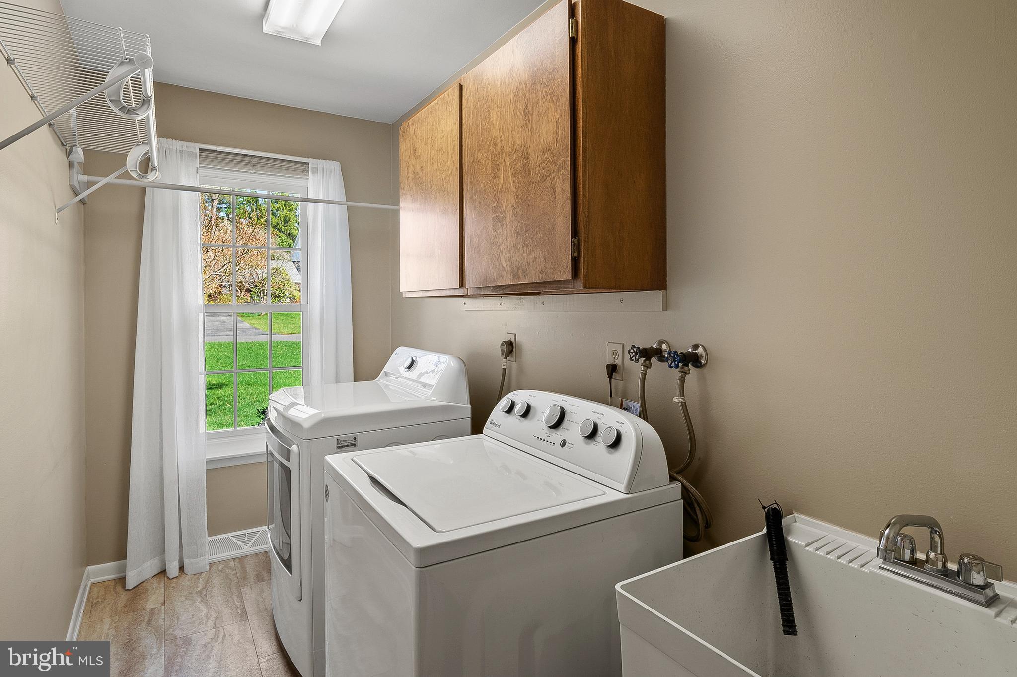 FONT HILL - Residential