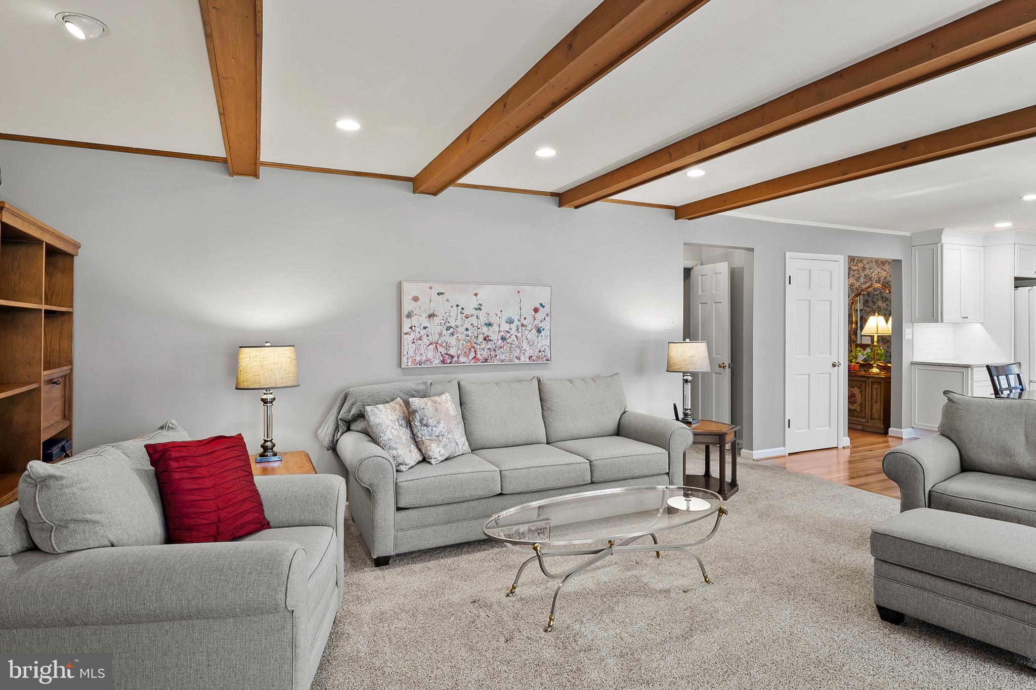 FONT HILL - Residential