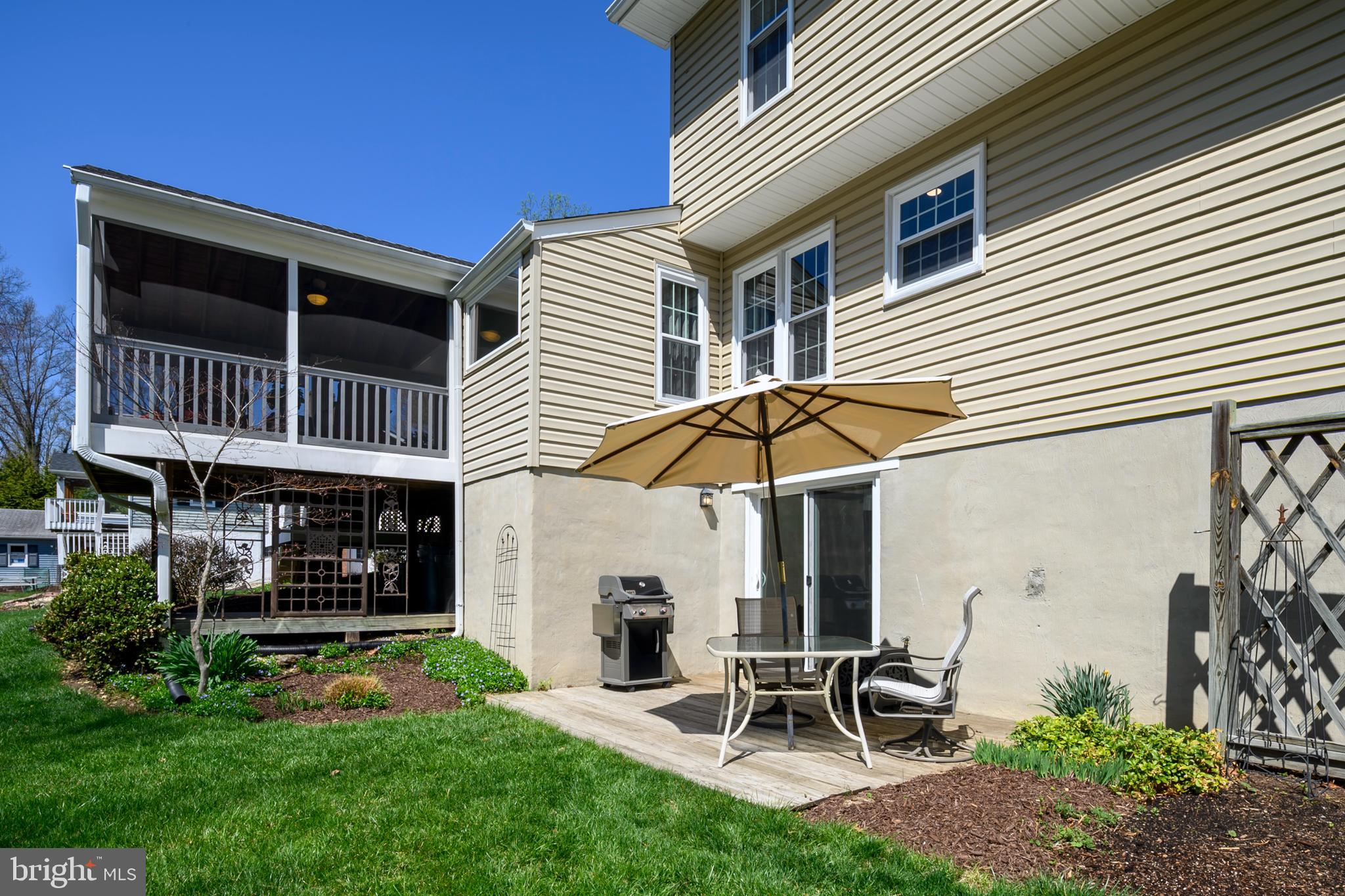 FONT HILL - Residential