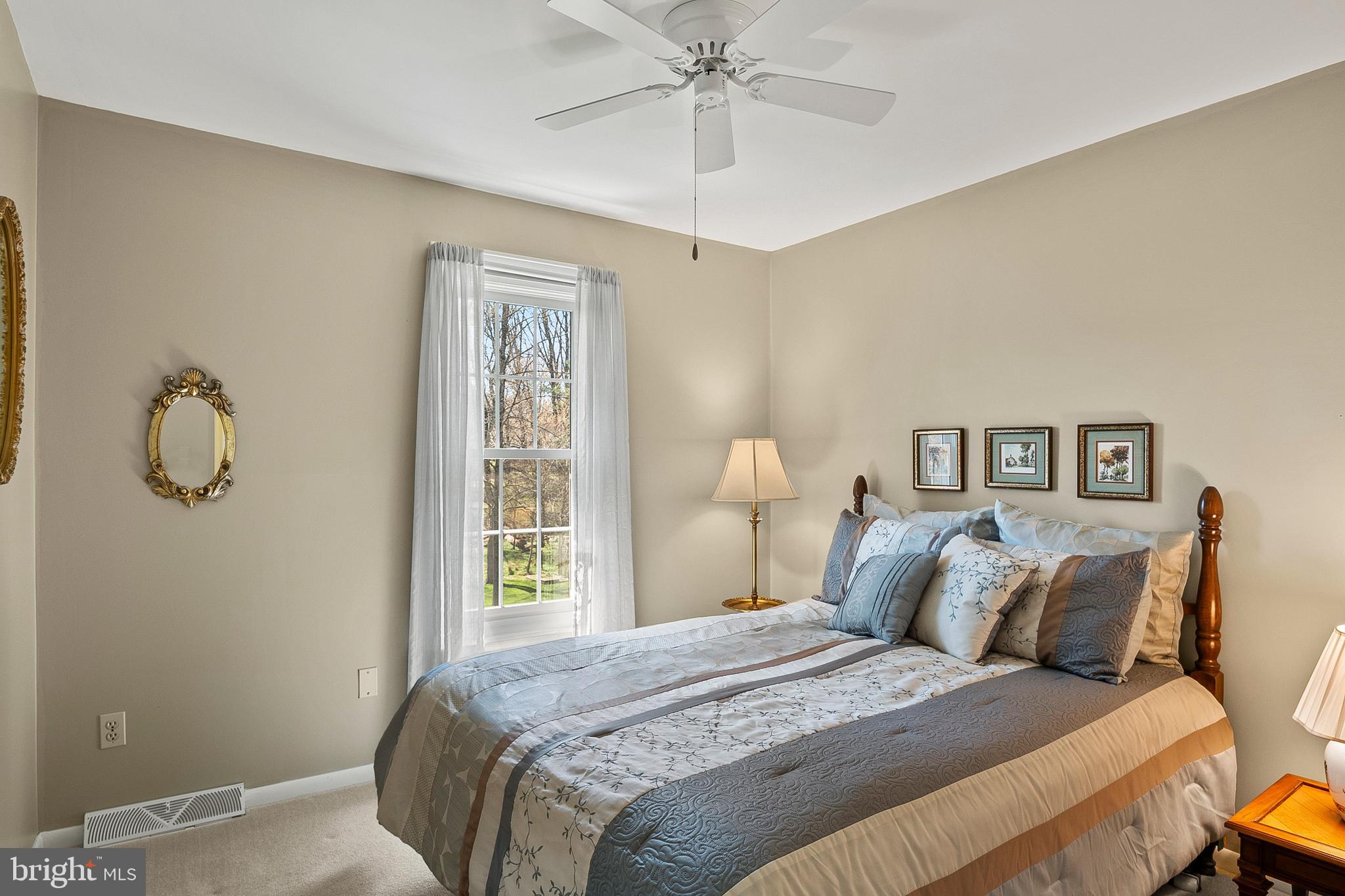 FONT HILL - Residential