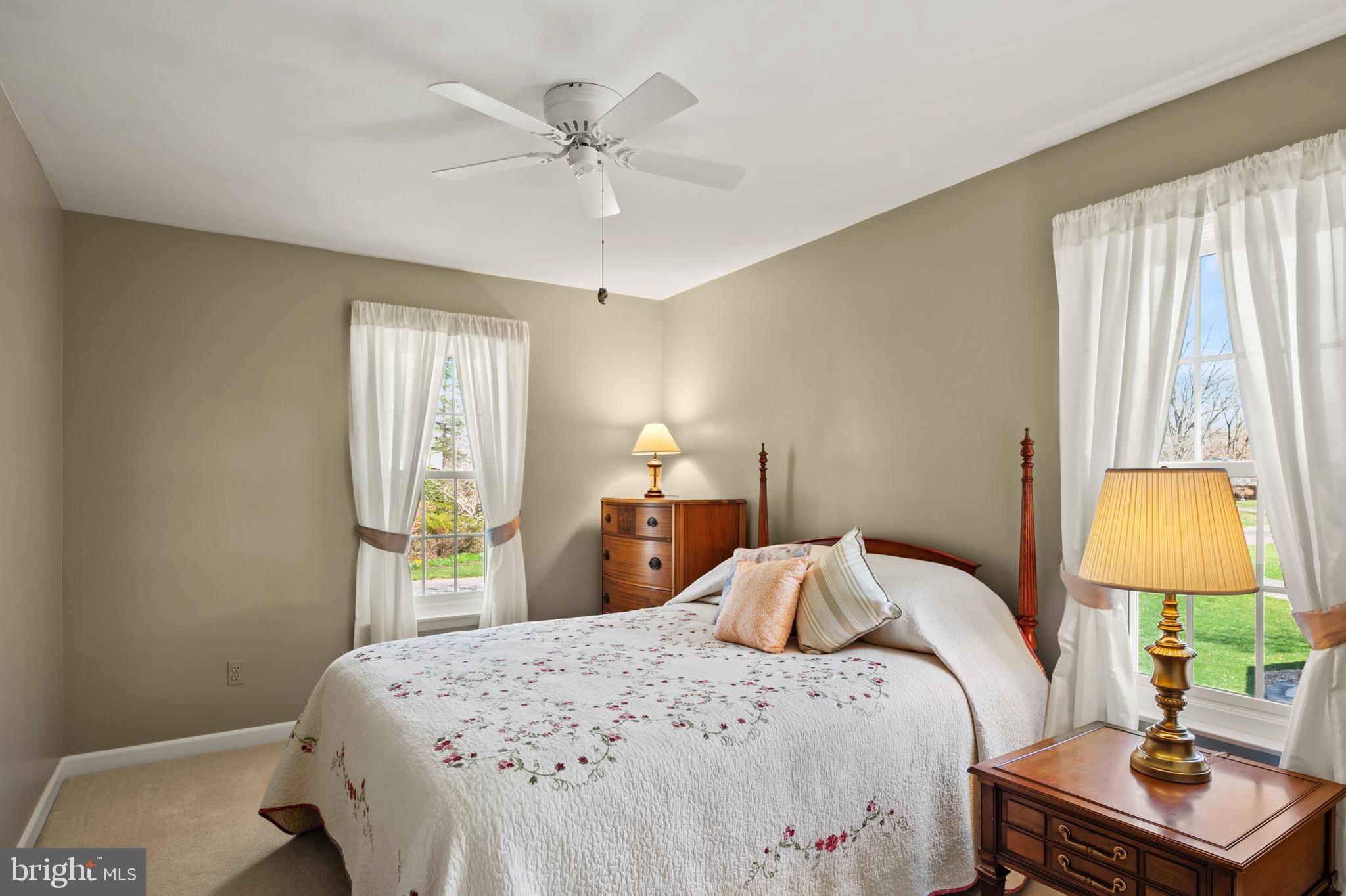 FONT HILL - Residential