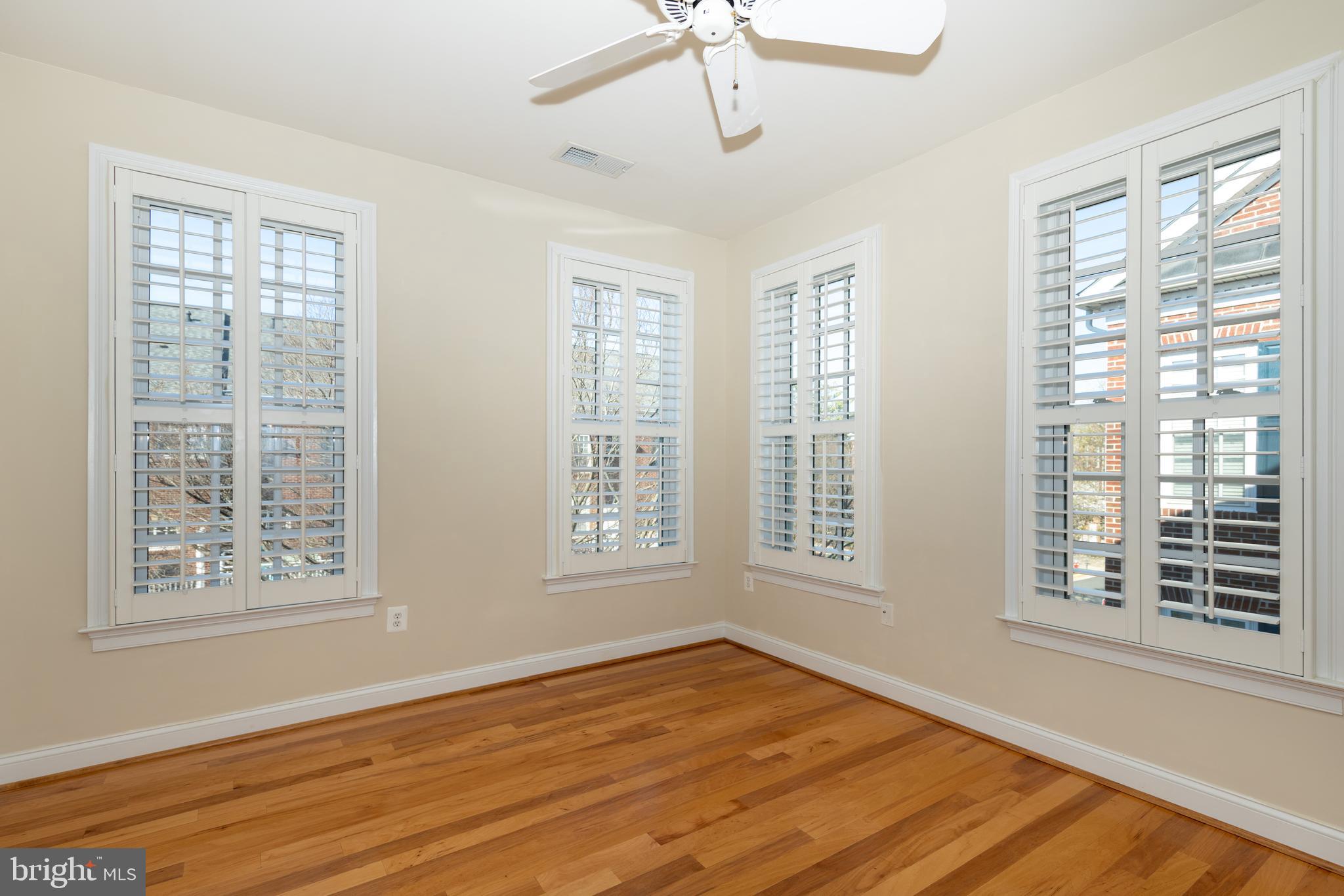 FAIRFAX GATEWAY - Residential