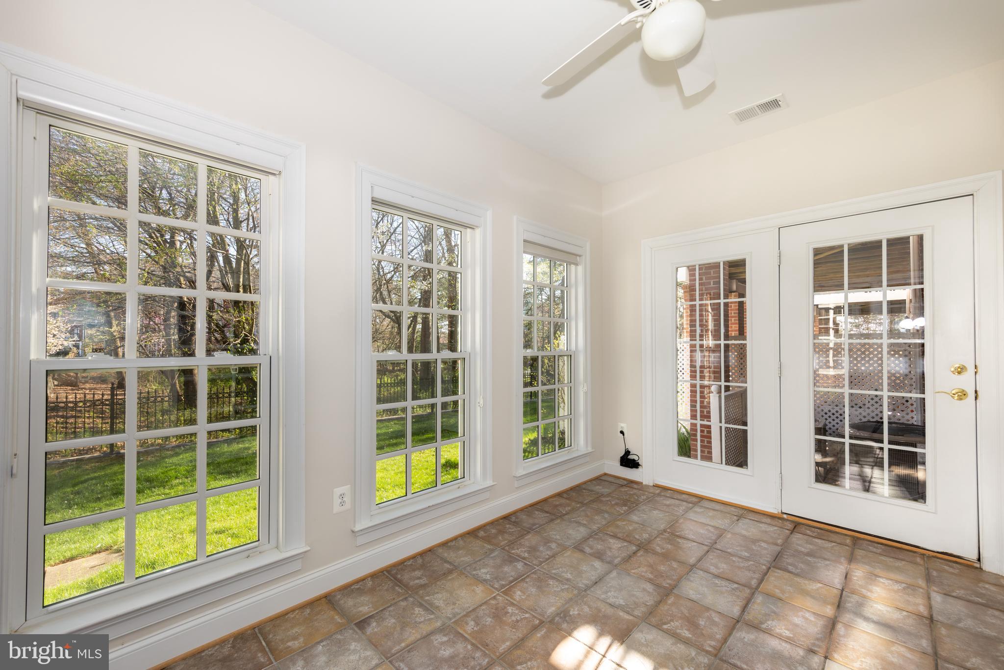 FAIRFAX GATEWAY - Residential