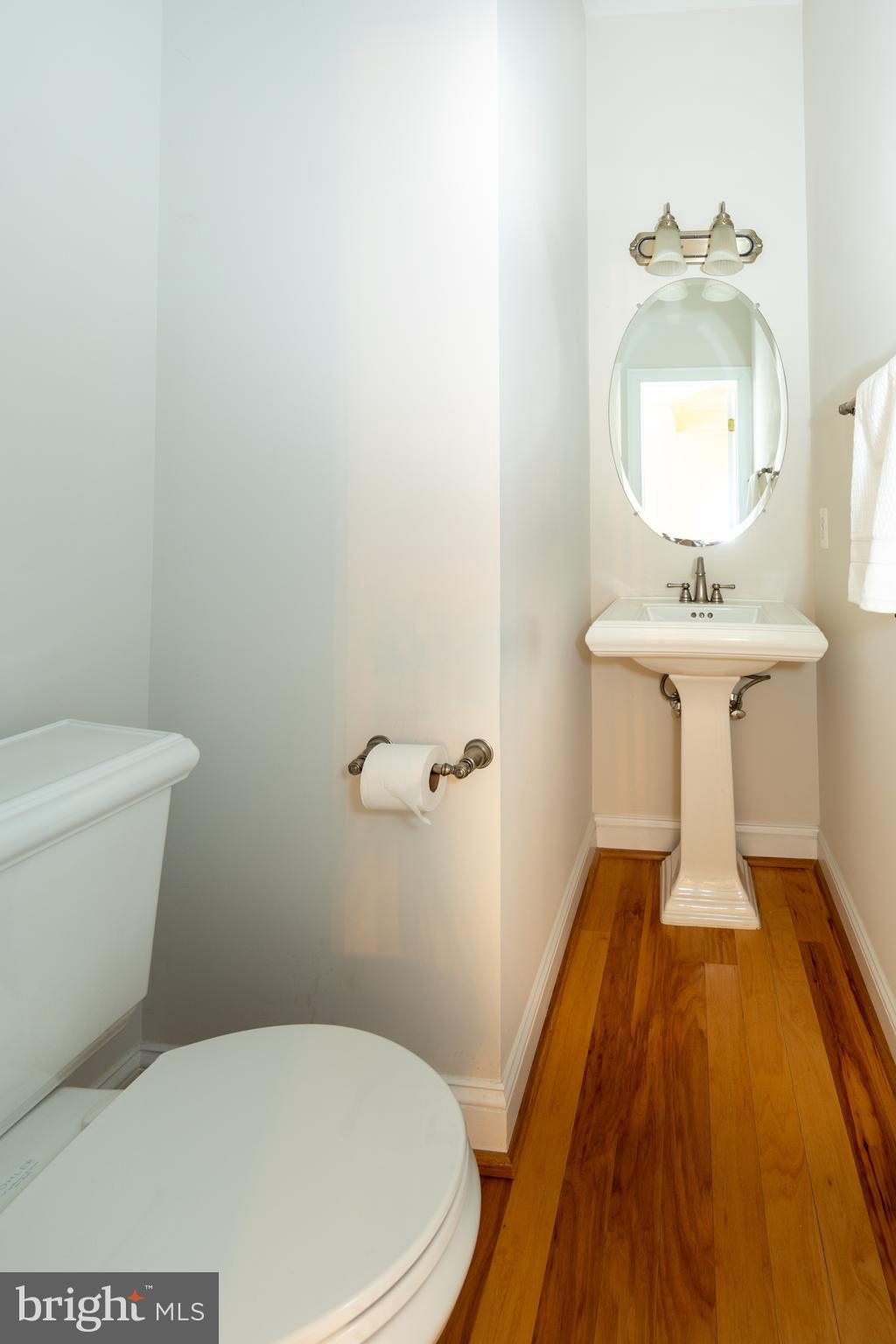 FAIRFAX GATEWAY - Residential