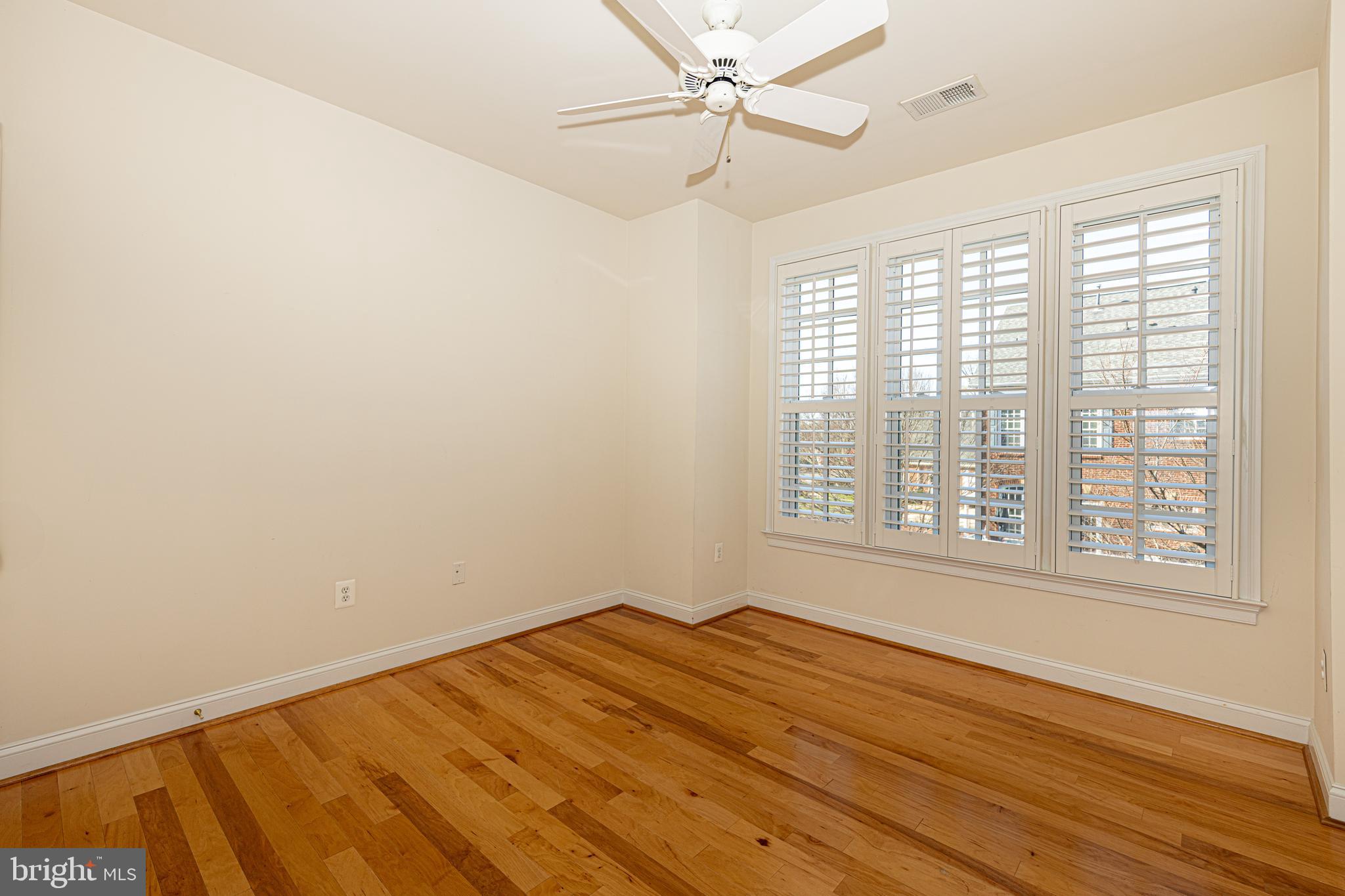 FAIRFAX GATEWAY - Residential