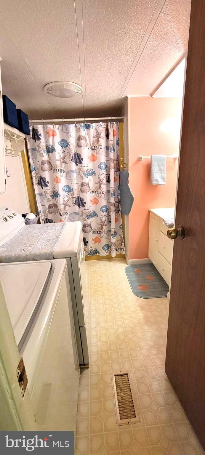 MONTEGO BAY - Residential