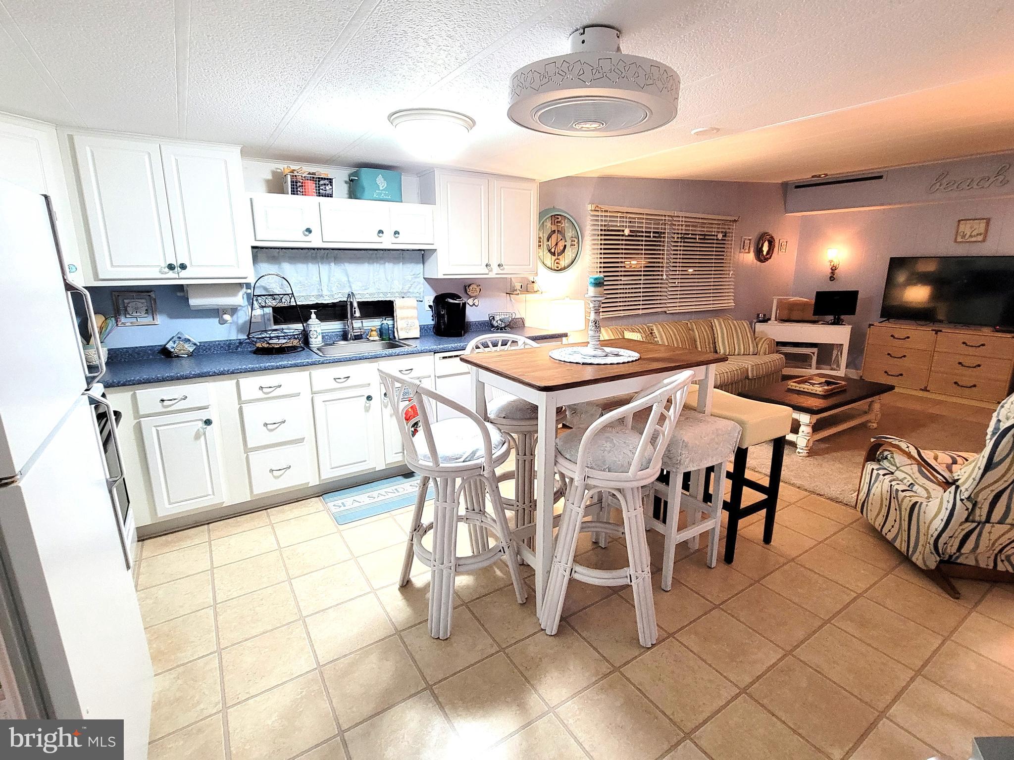 MONTEGO BAY - Residential