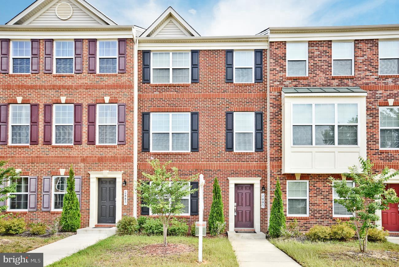 CHELSEA MANOR - Residential