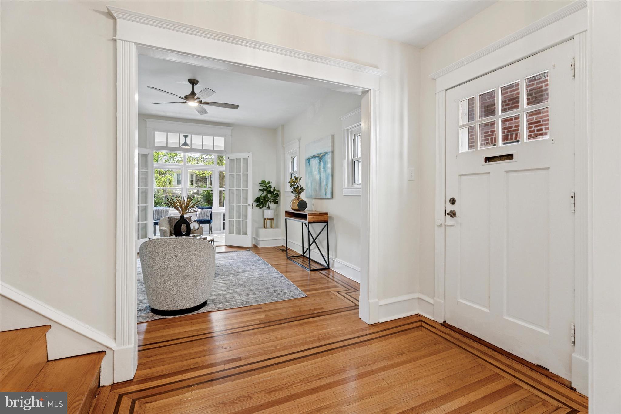 CHESTNUT HILL - Residential