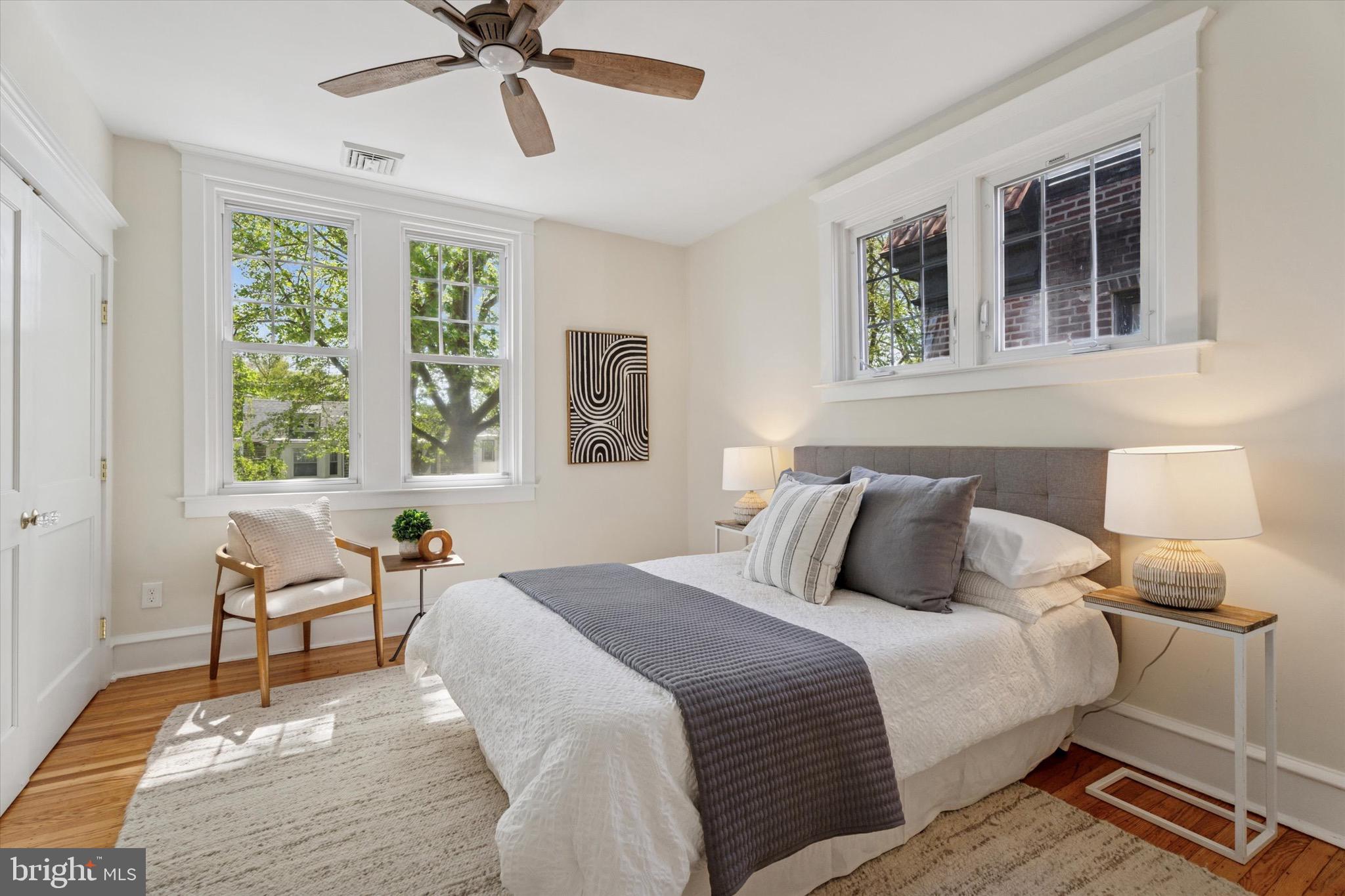 CHESTNUT HILL - Residential