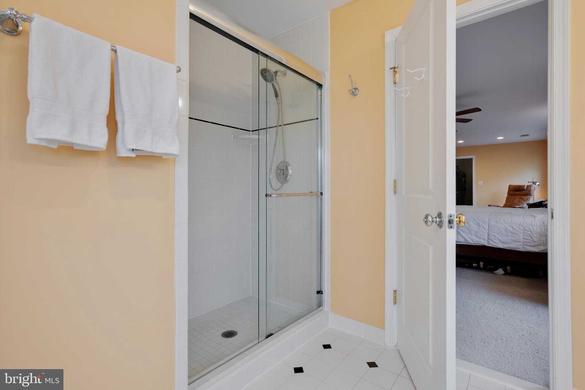 VINT HILL - Residential