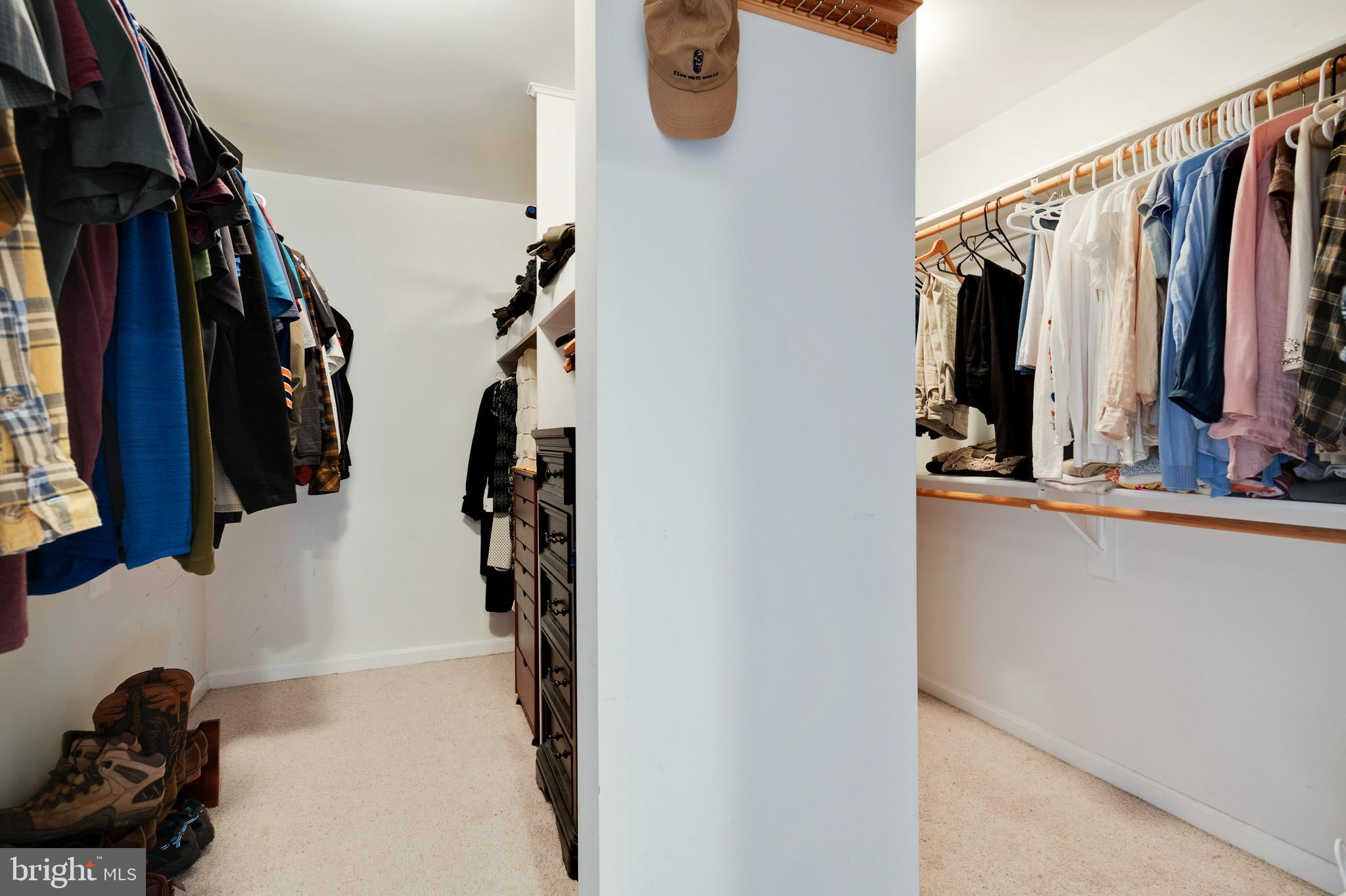 VINT HILL - Residential