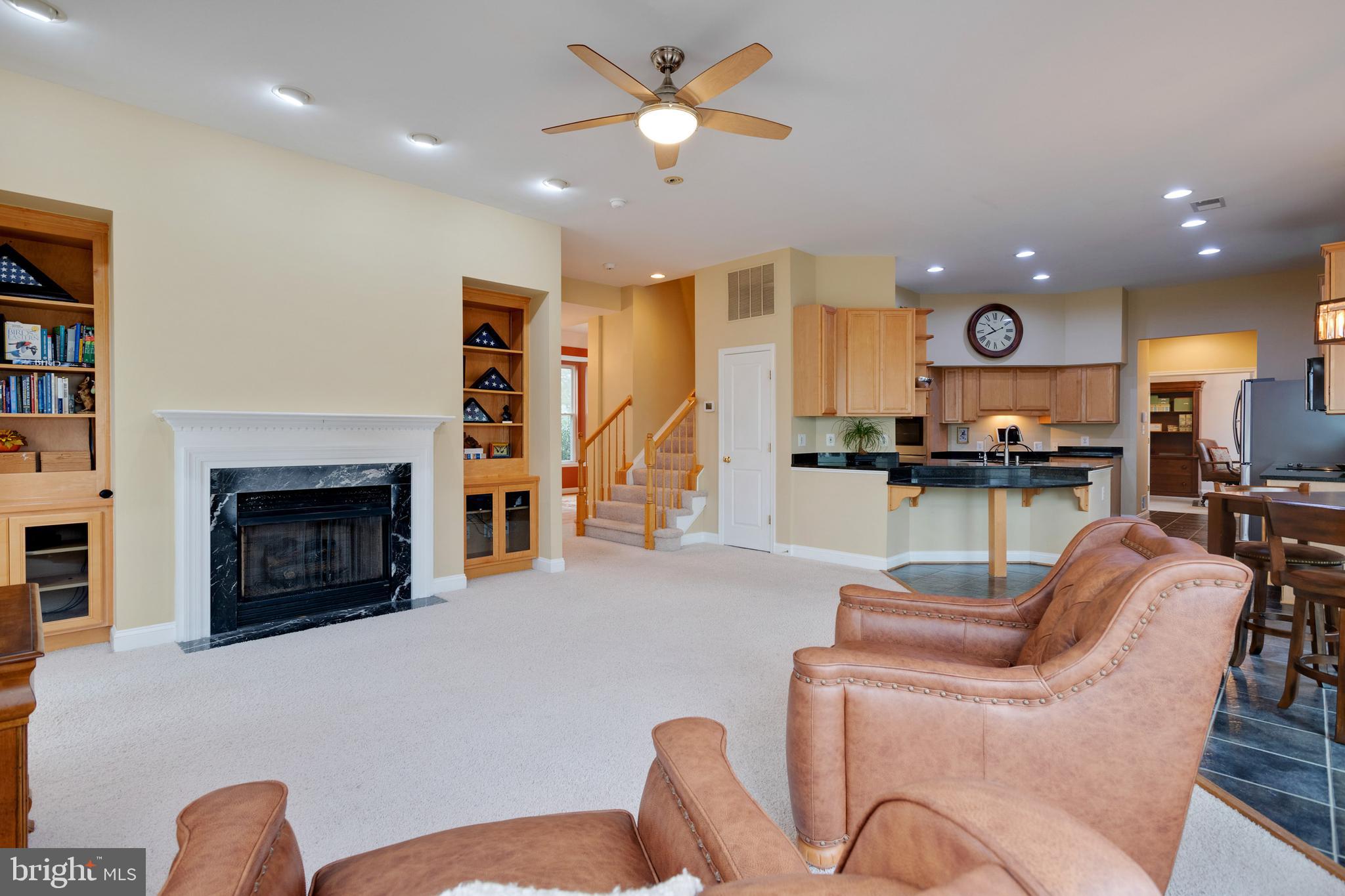 VINT HILL - Residential