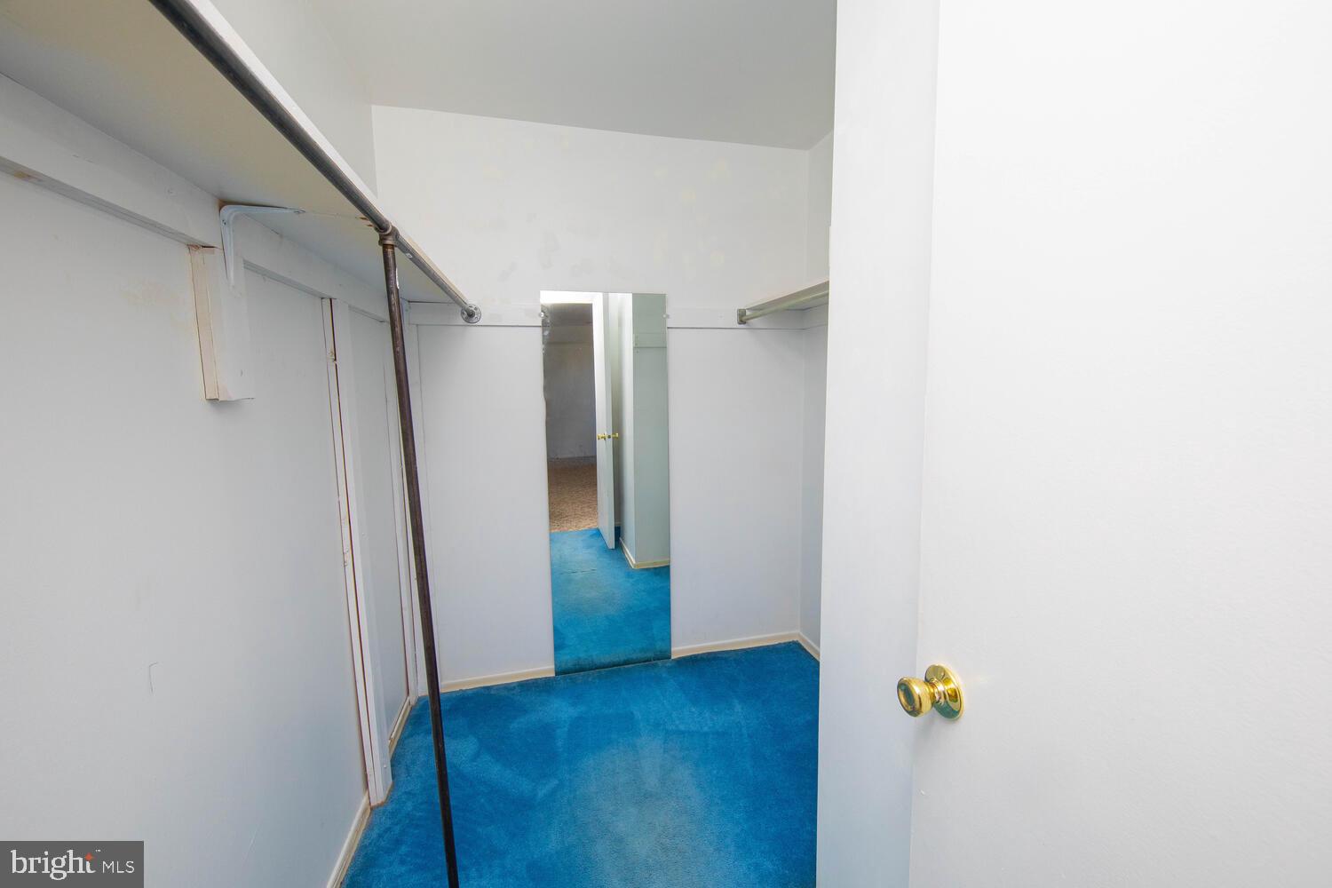 OAK HILL - Residential