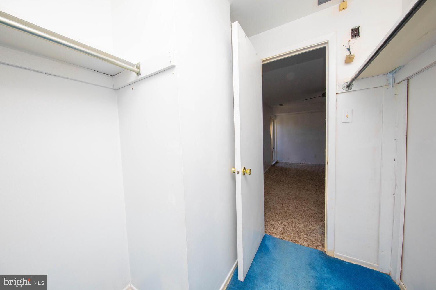 OAK HILL - Residential