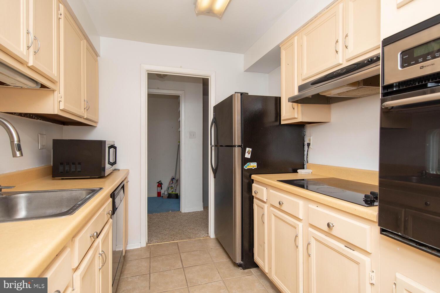 OAK HILL - Residential