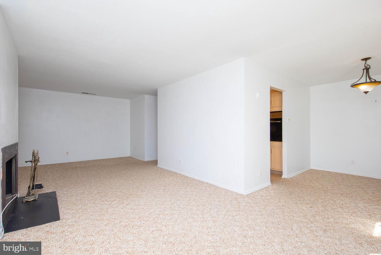 OAK HILL - Residential