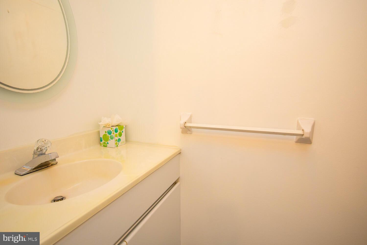 OAK HILL - Residential