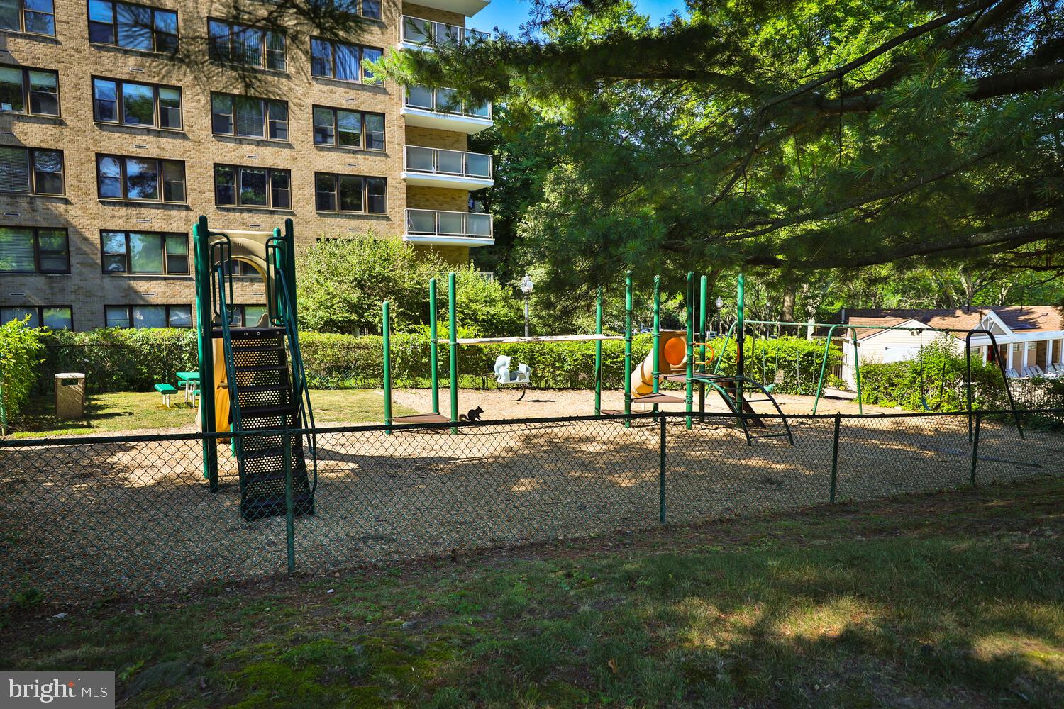 OAK HILL - Residential