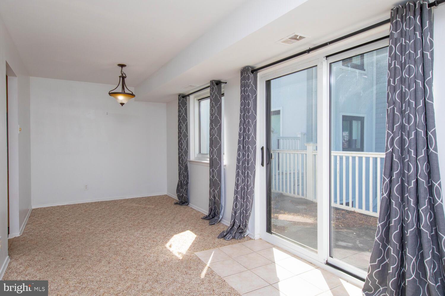 OAK HILL - Residential