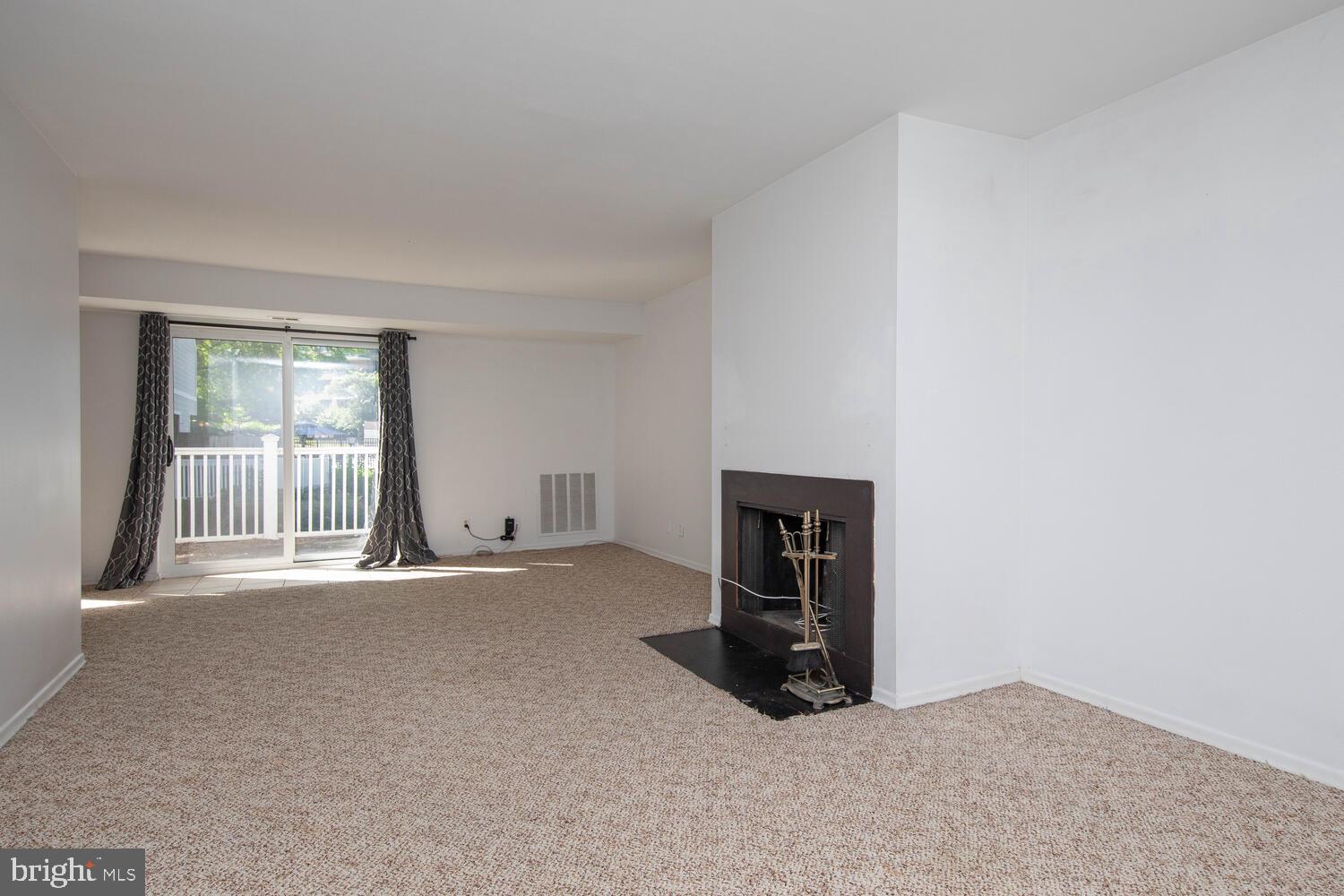 OAK HILL - Residential