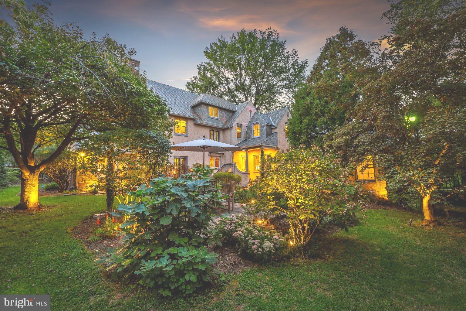 NORTH ROLAND PARK - Residential