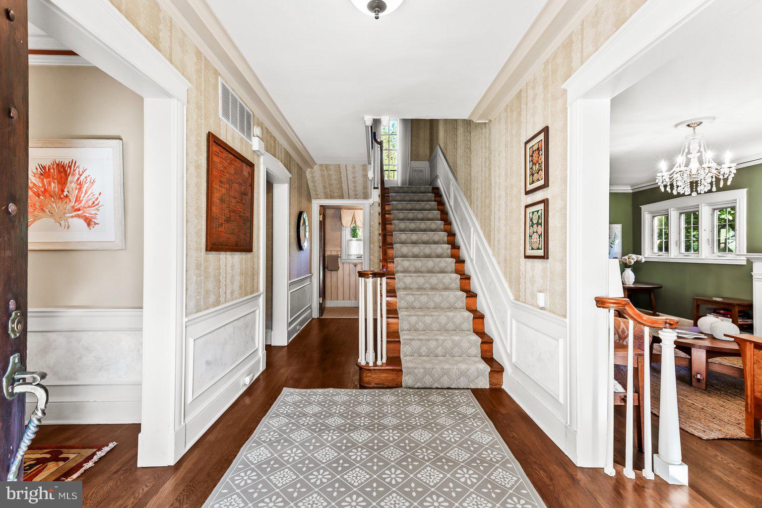 NORTH ROLAND PARK - Residential