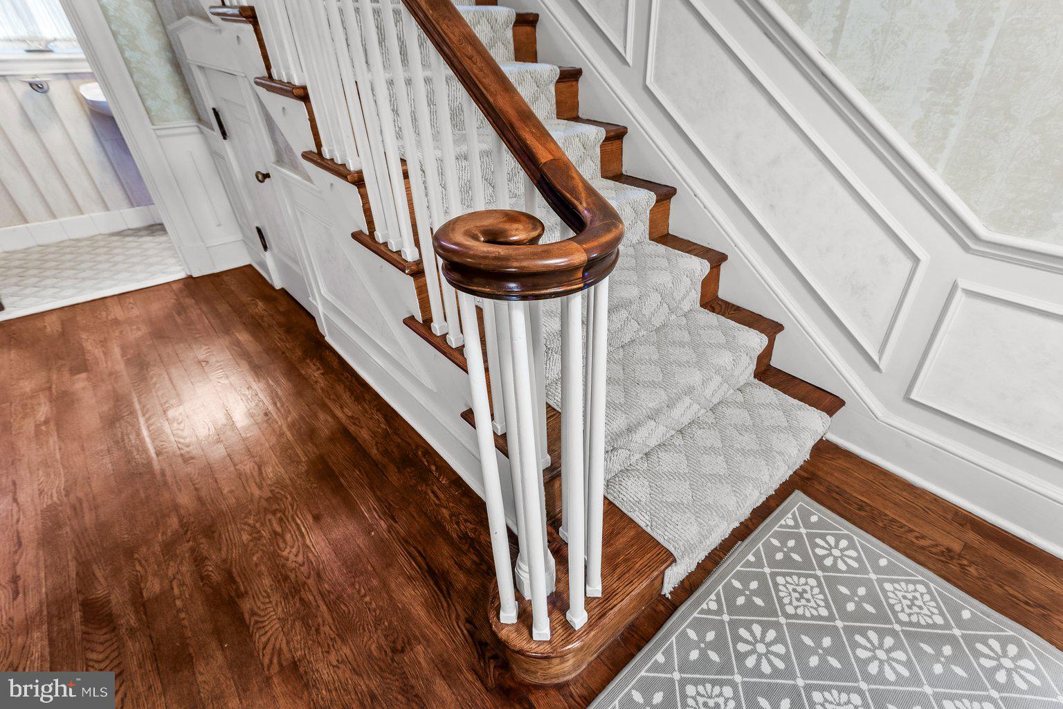 NORTH ROLAND PARK - Residential