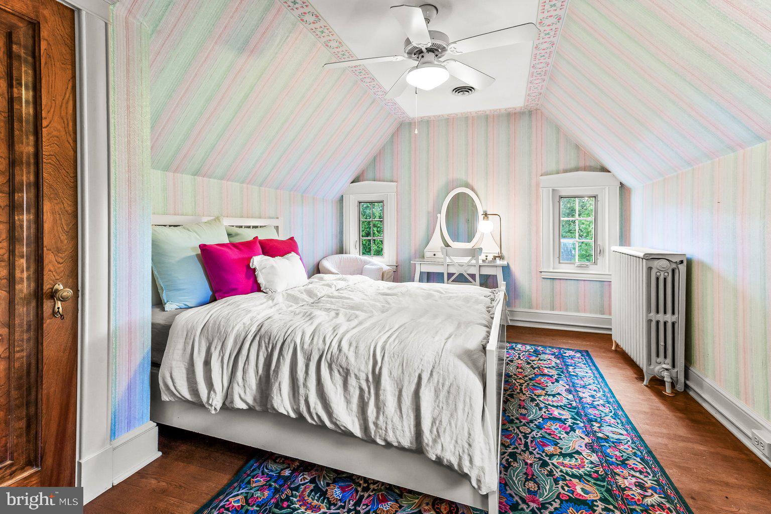 NORTH ROLAND PARK - Residential