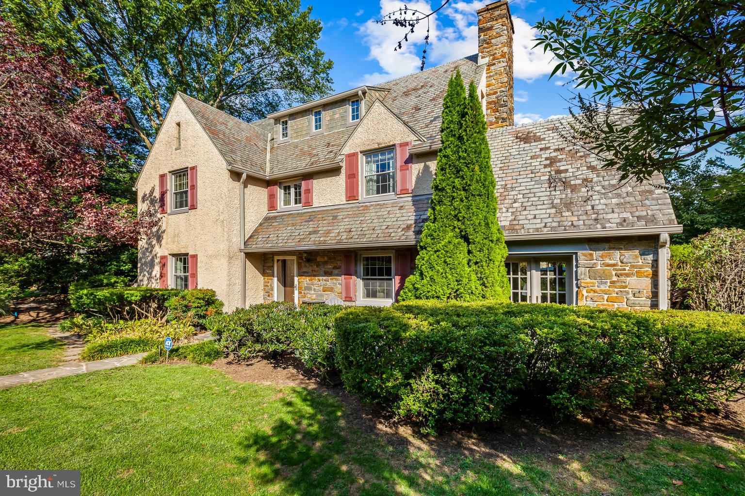 NORTH ROLAND PARK - Residential
