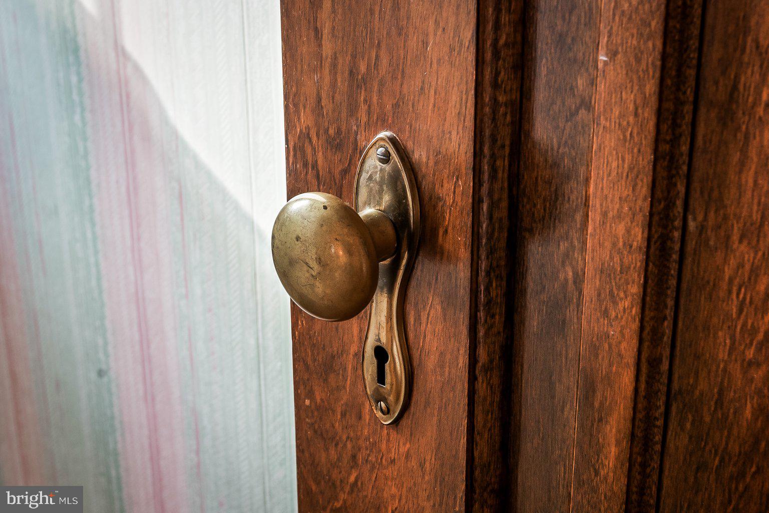 NORTH ROLAND PARK - Residential