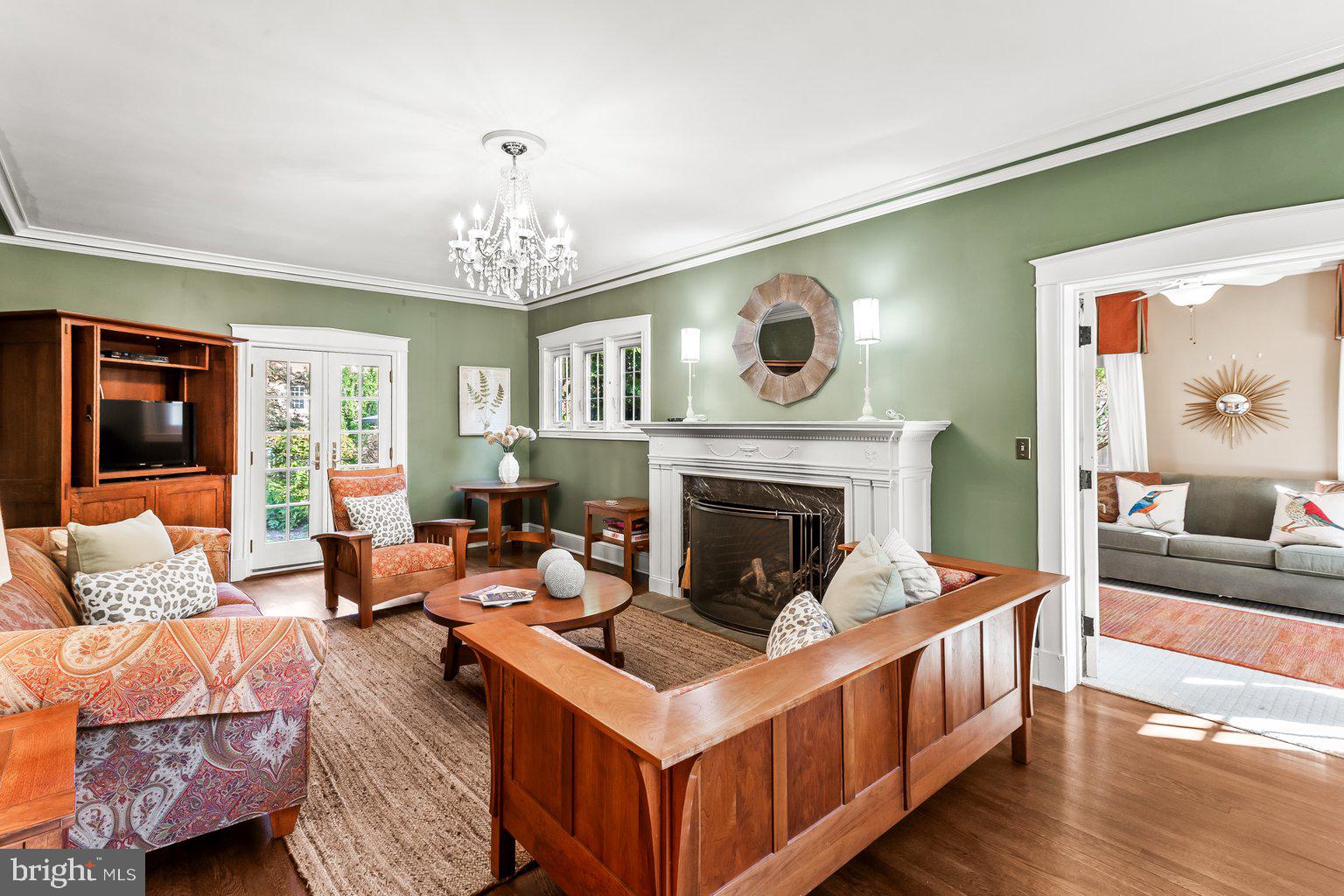 NORTH ROLAND PARK - Residential