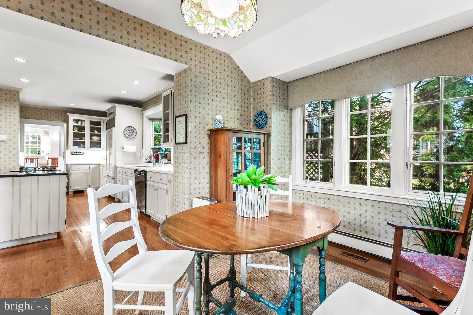 NORTH ROLAND PARK - Residential