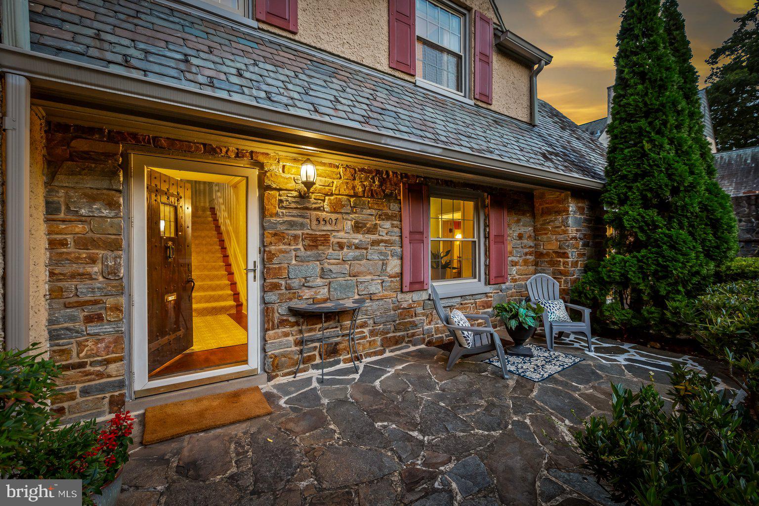 NORTH ROLAND PARK - Residential