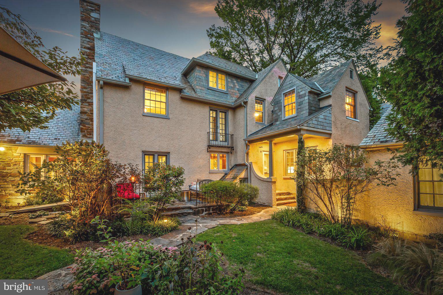 NORTH ROLAND PARK - Residential